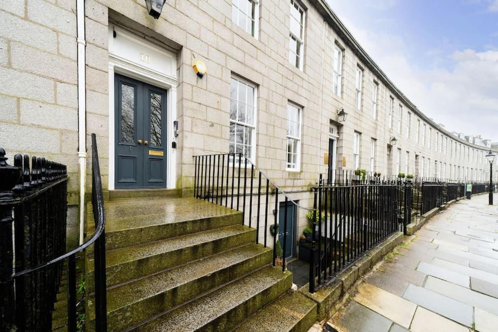 The Crescent, Centre Aberdeen